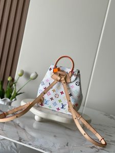 Louis Vuitton Backpack M13081