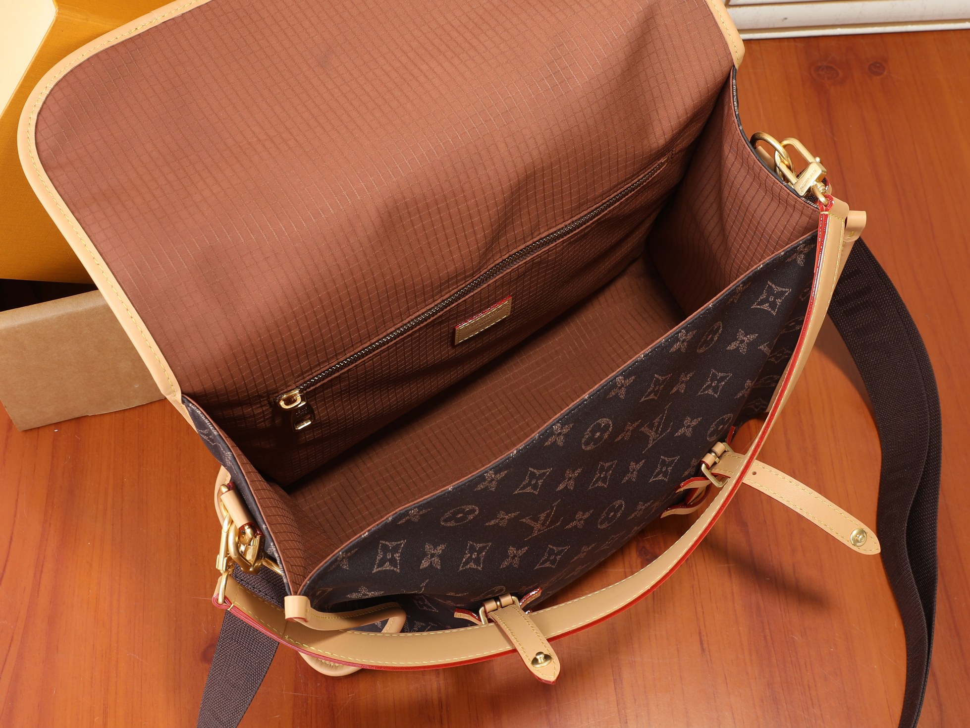 Louis Vuitton Bag