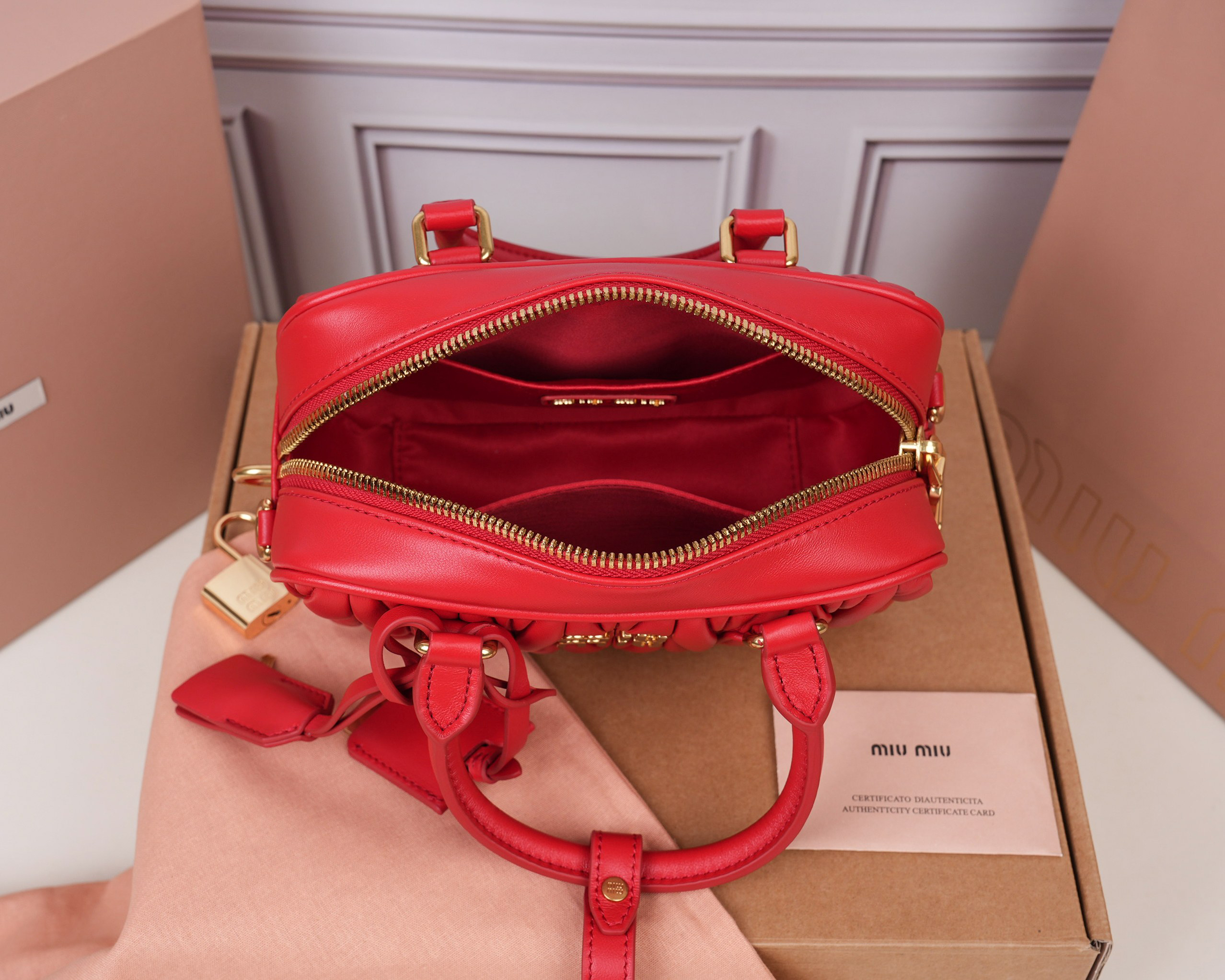 Handbag