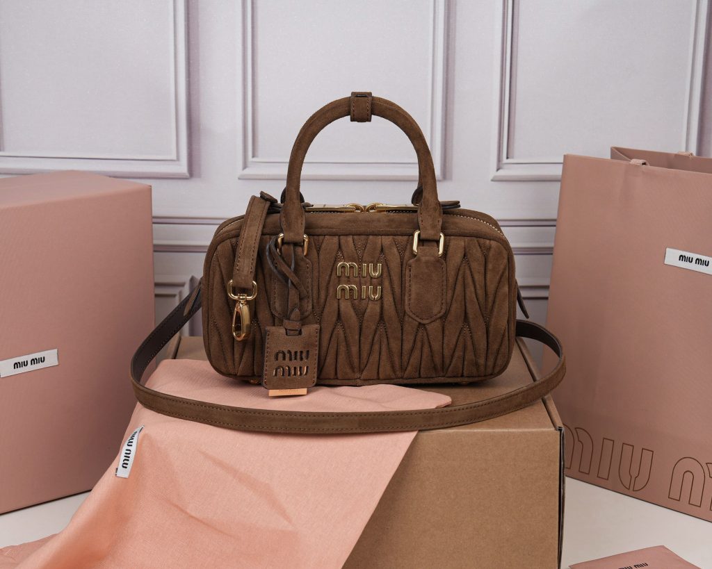 Handbag