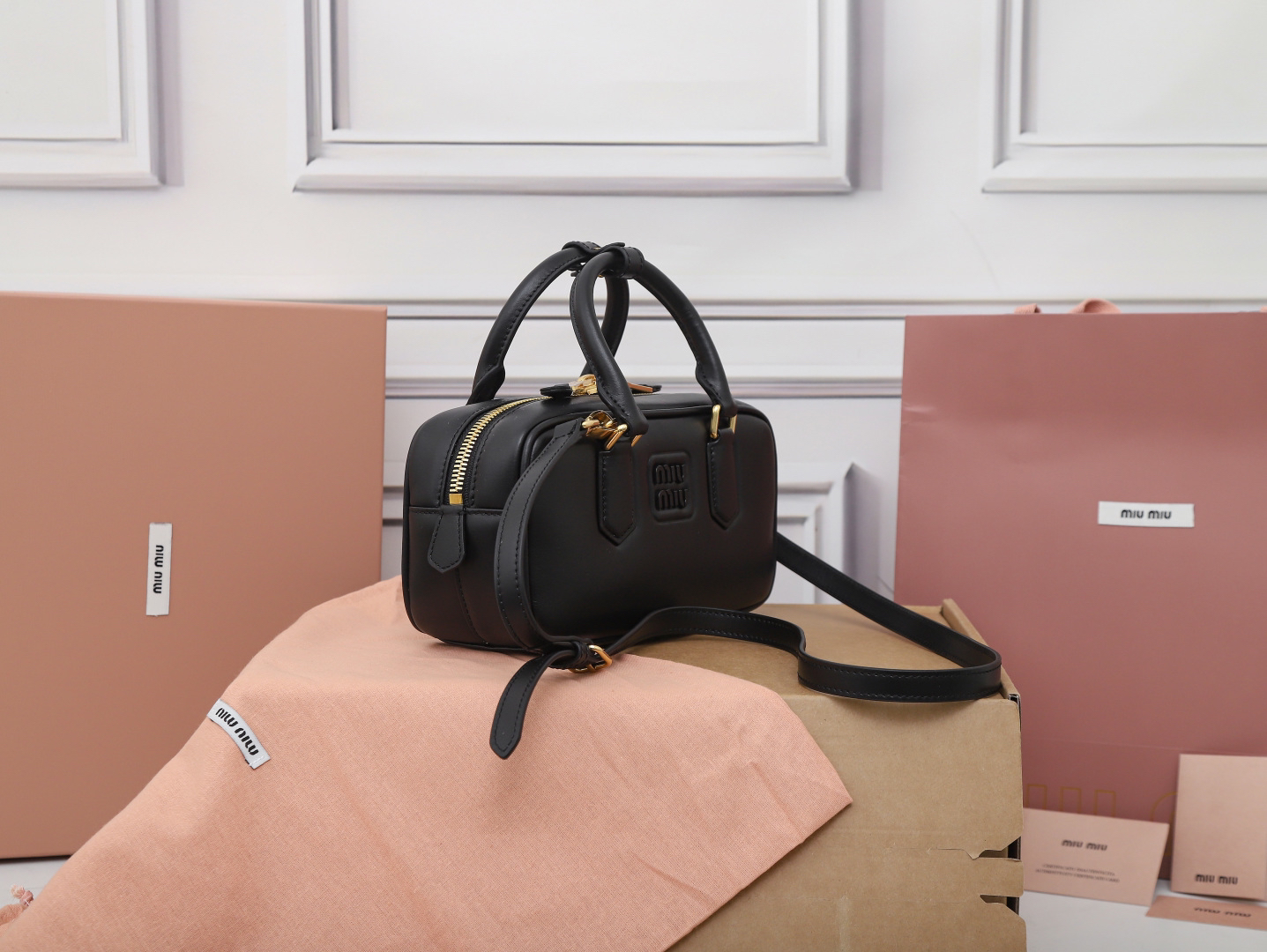 Handbag
