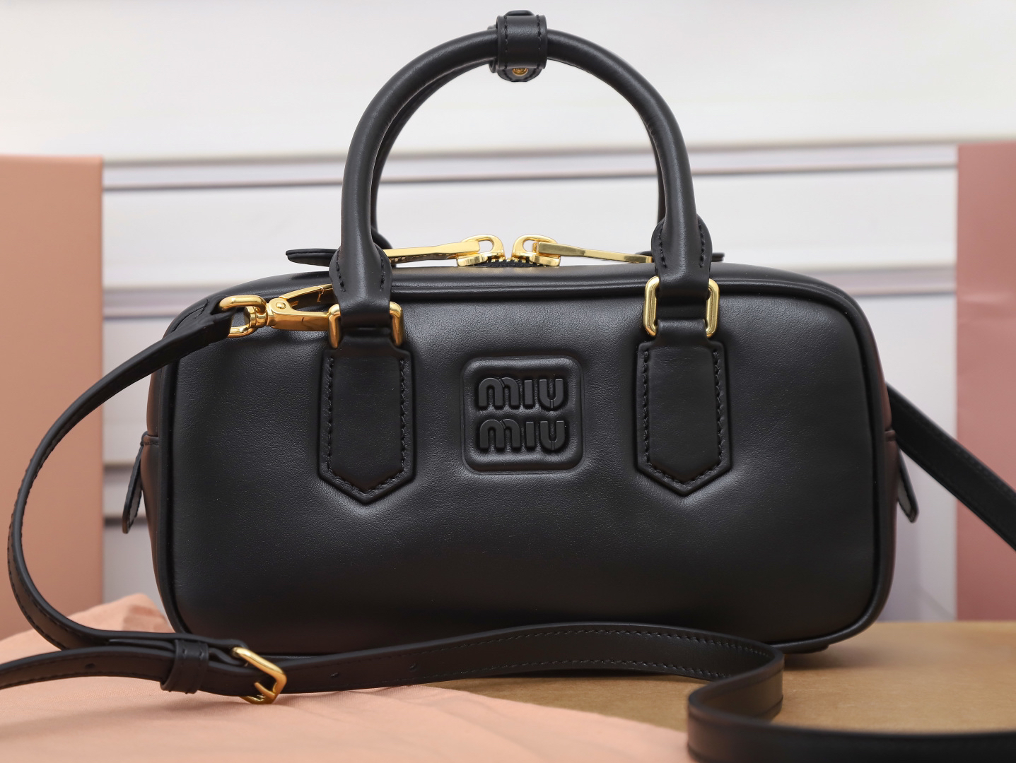 Handbag