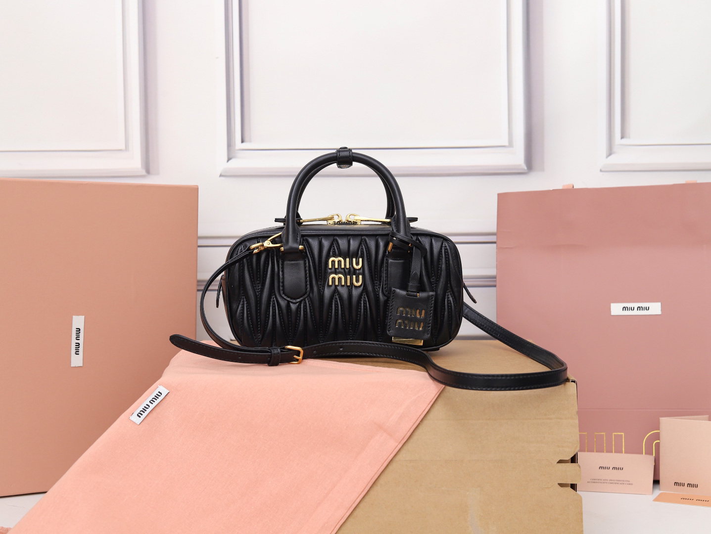 Handbag