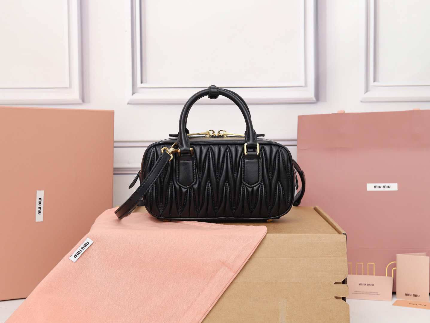 Handbag