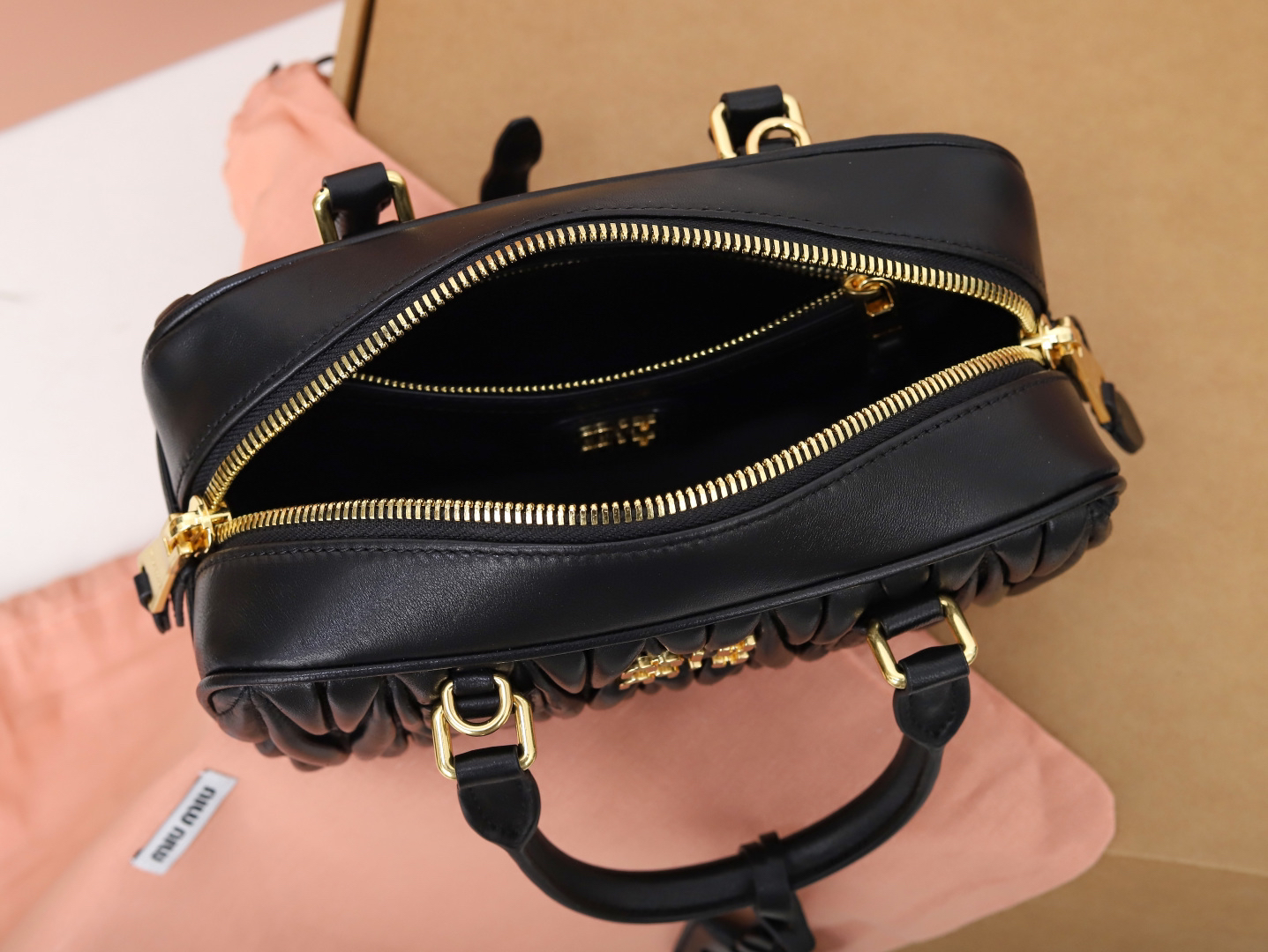 Handbag