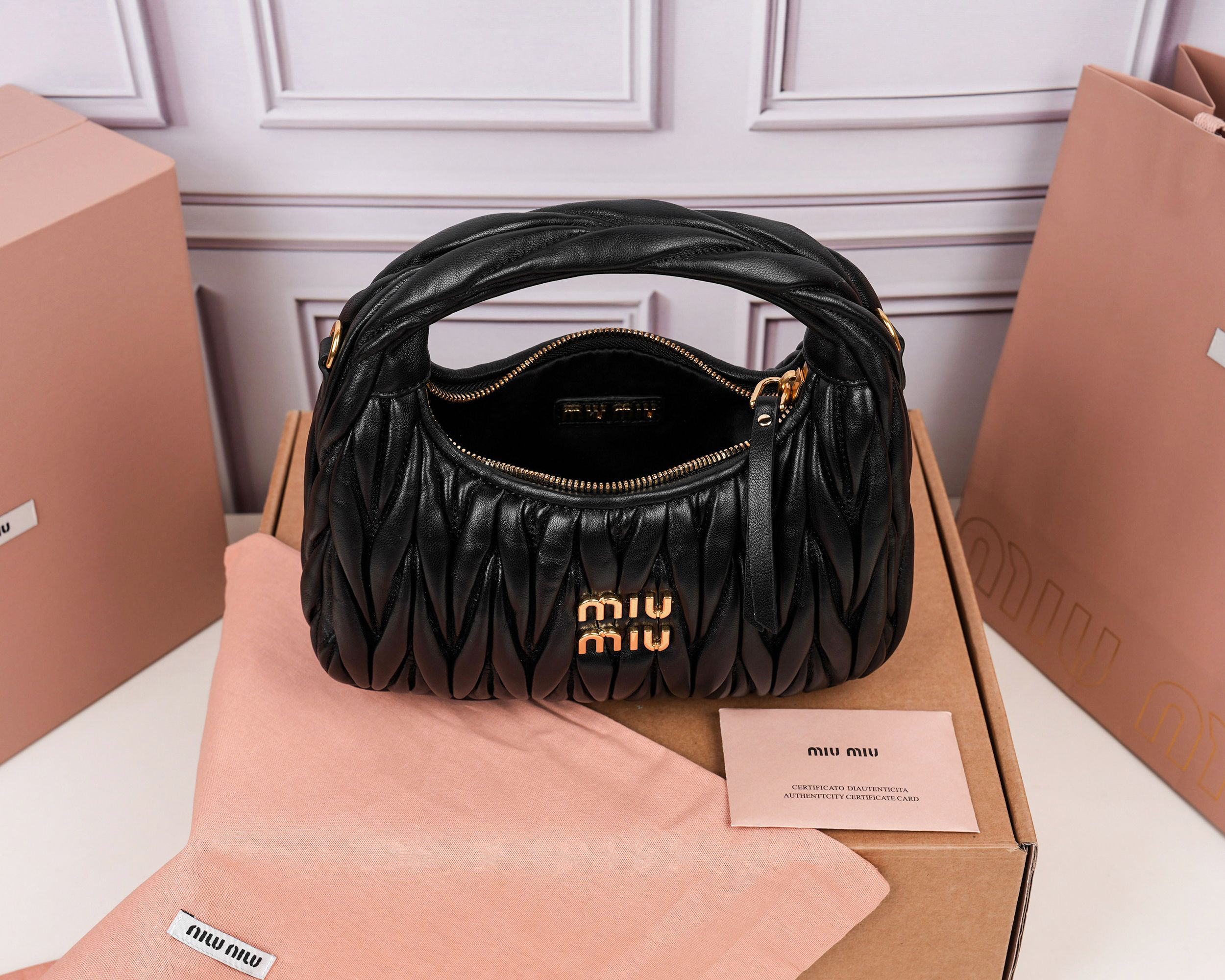 Handbag