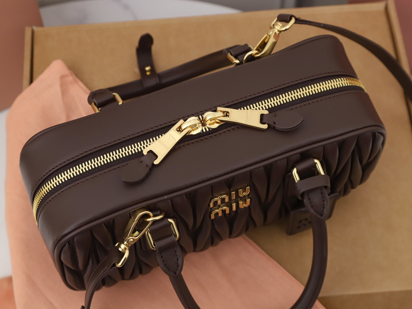 Handbag