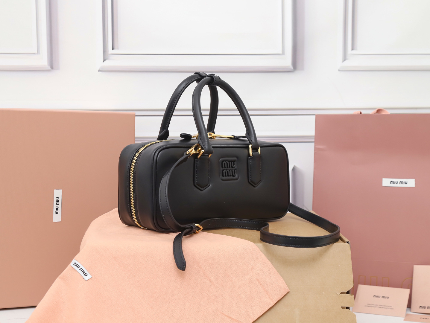Handbag