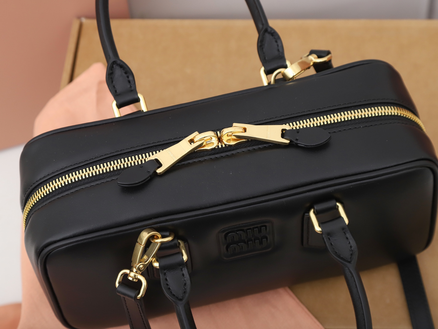 Handbag