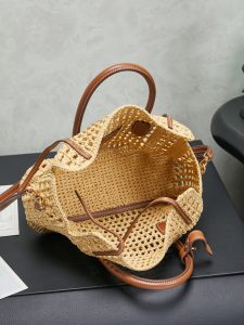 Miu Miu Handbag in Brown