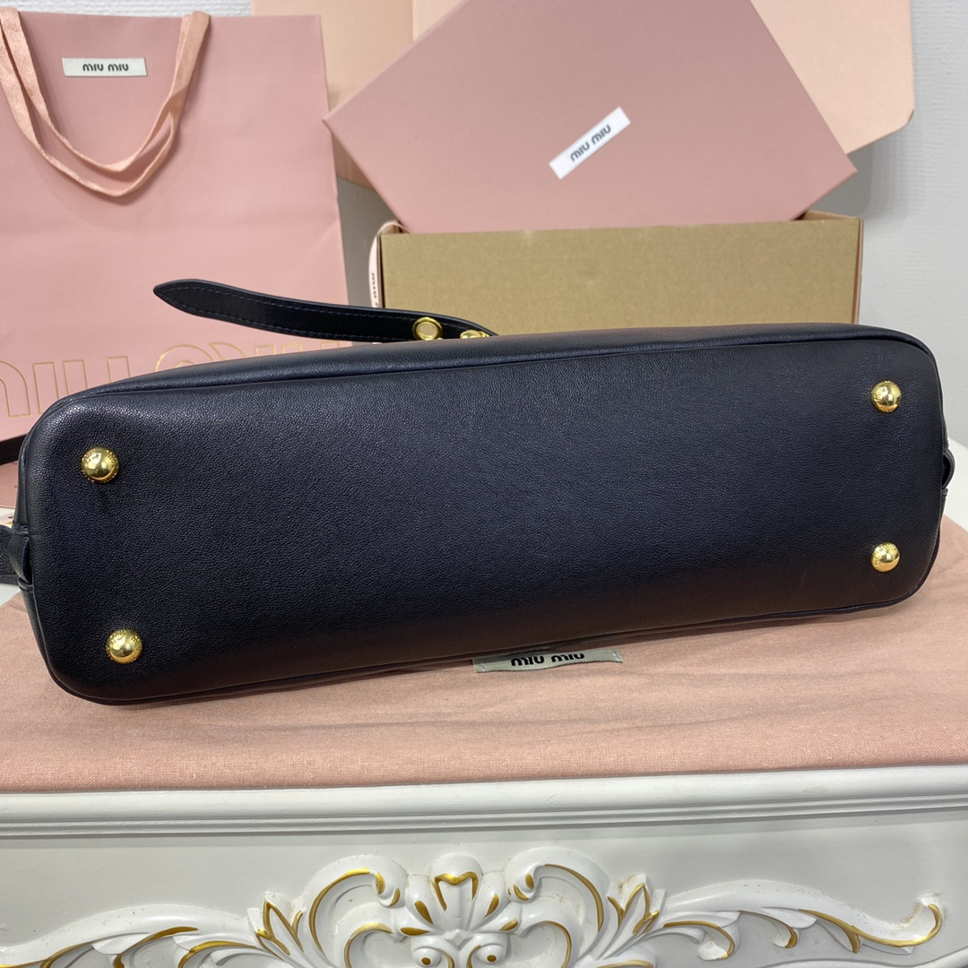 Handbag in Black