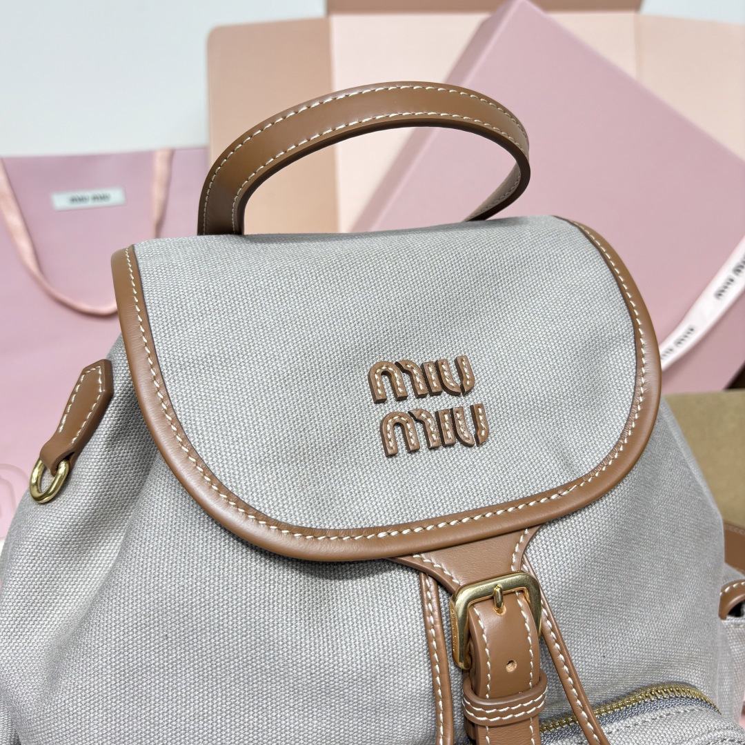 Shoulder Bag in Denim