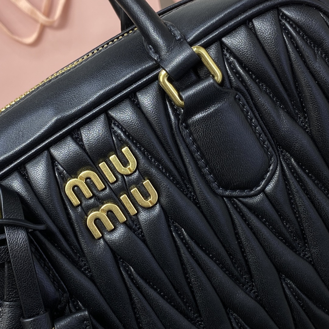 Miu Miu Handbag in Black