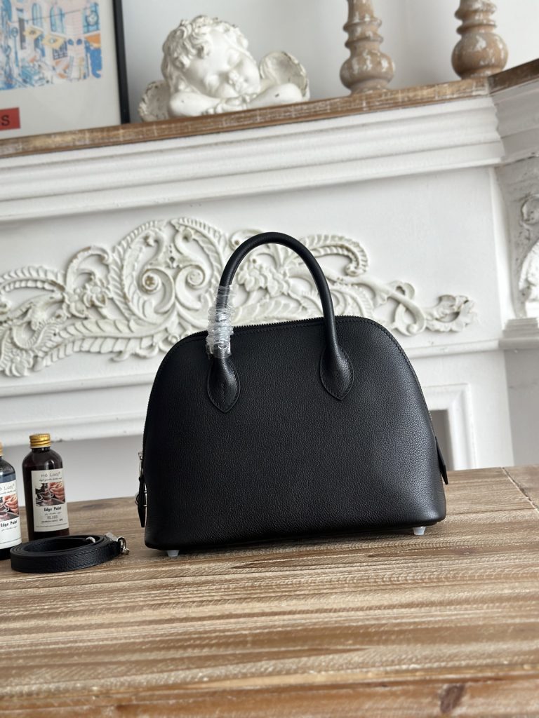 Handbag in Black