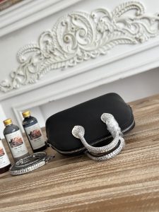Bag in Black