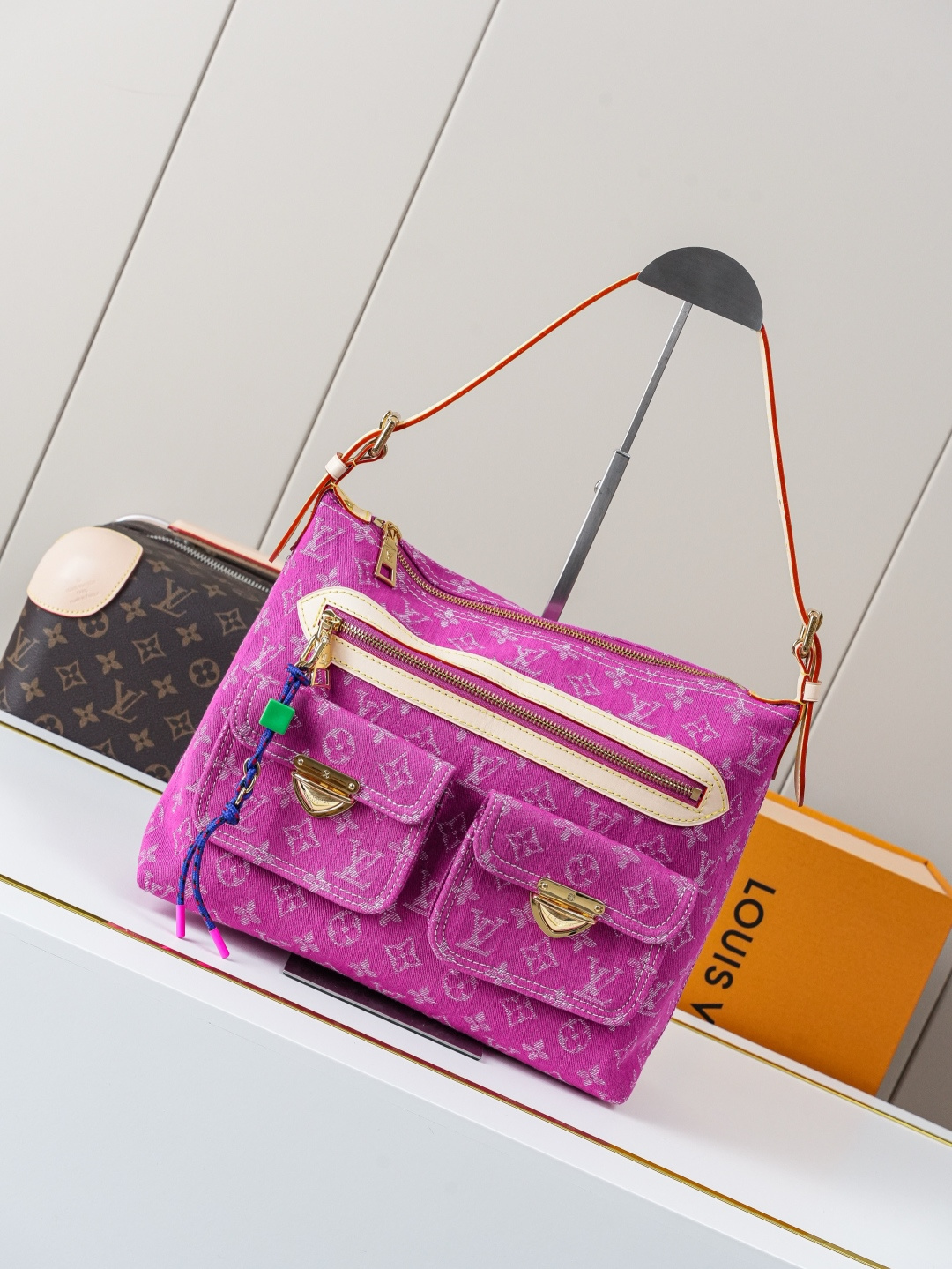 Louis Vuitton Handbag M28266 in Denim