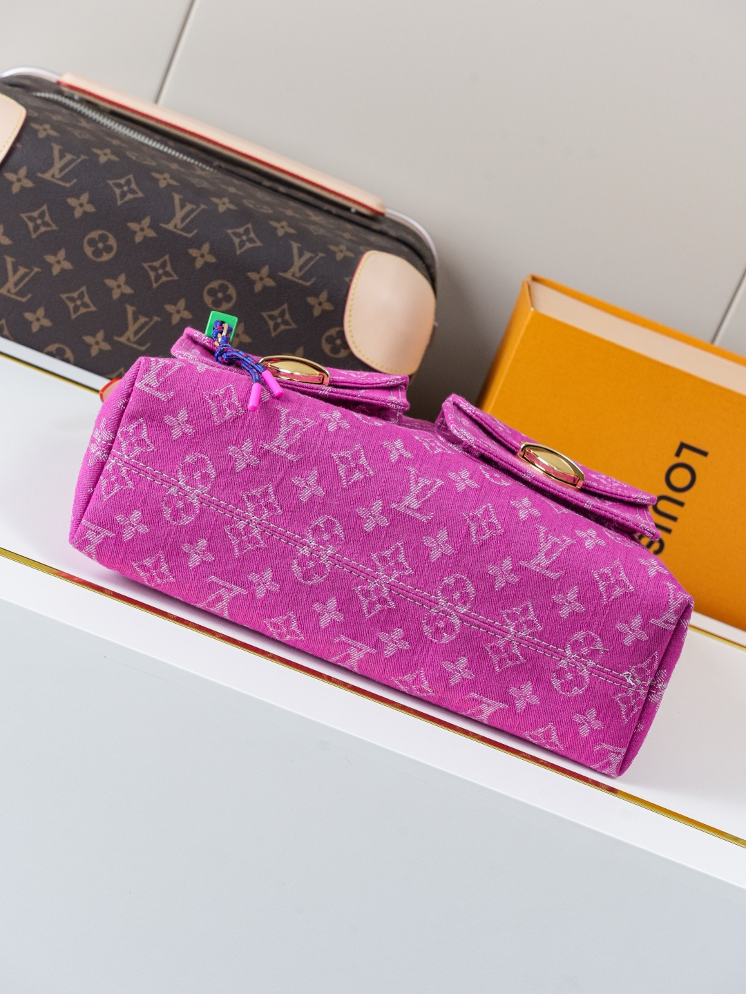 Louis Vuitton Handbag M28266 in Denim