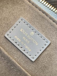 Louis Vuitton Alma BB Shoulder Bag M12561