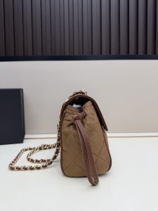 Chanel Handbag 2683