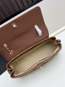 Chanel Handbag 2683