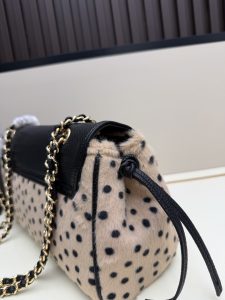 Chanel Handbag 2683