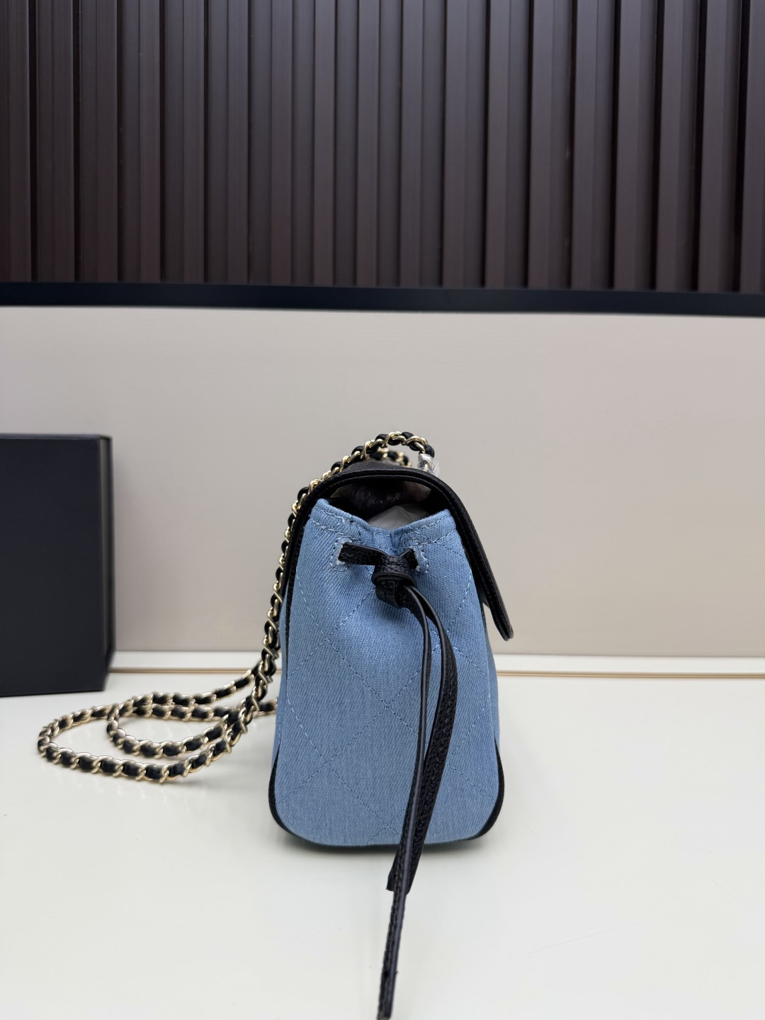 Chanel Handbag 2683