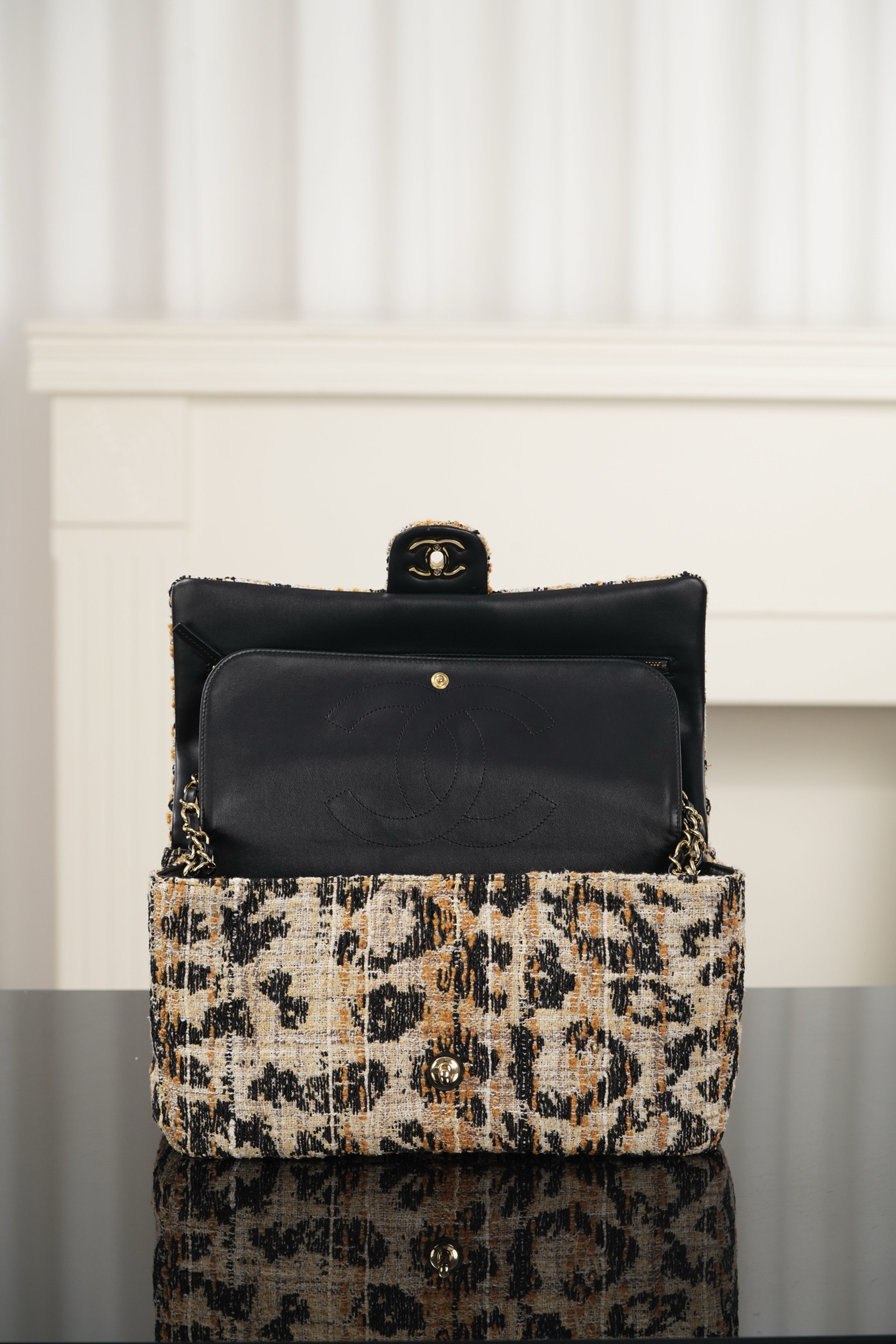 Handbag in Black