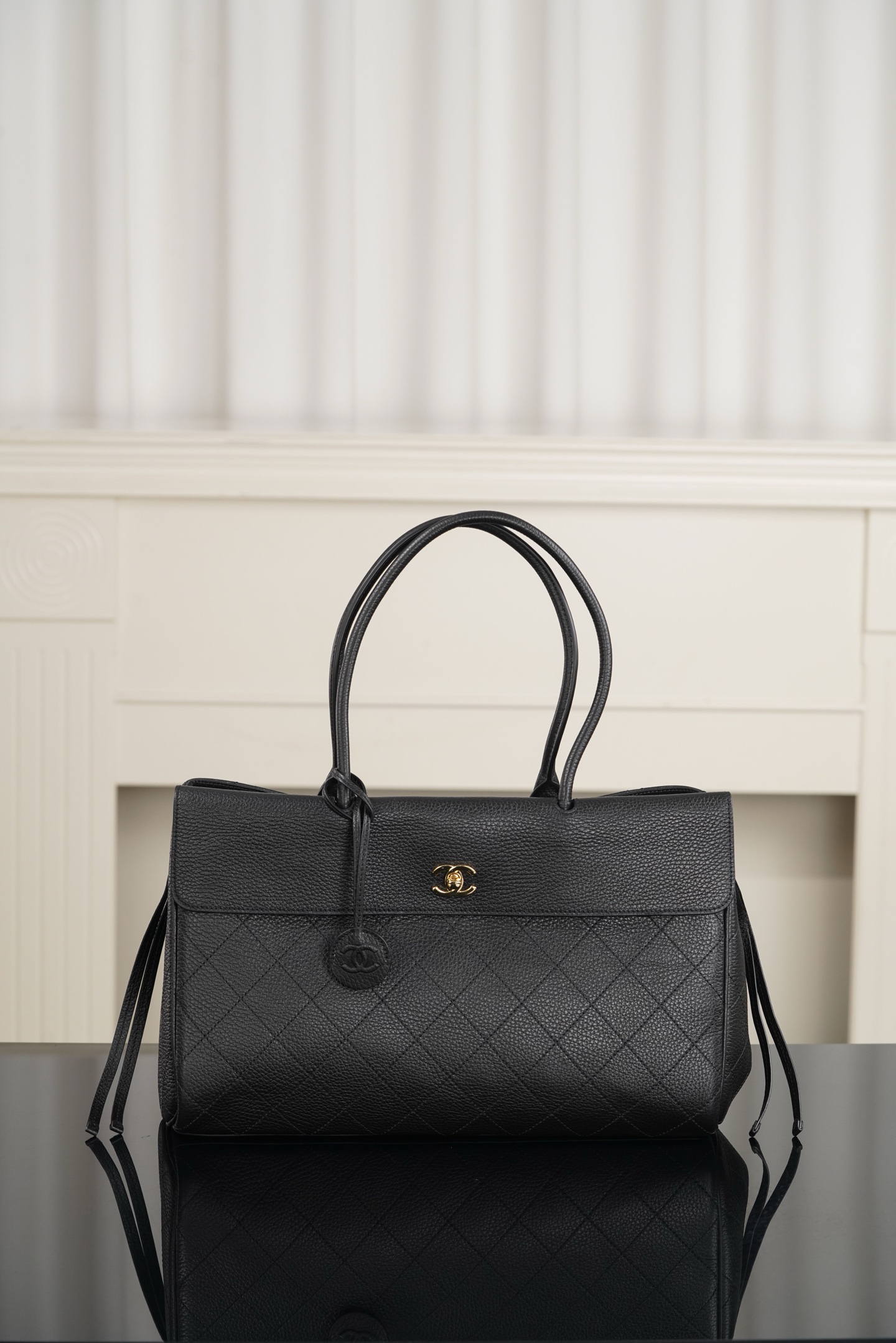 Handbag in Black