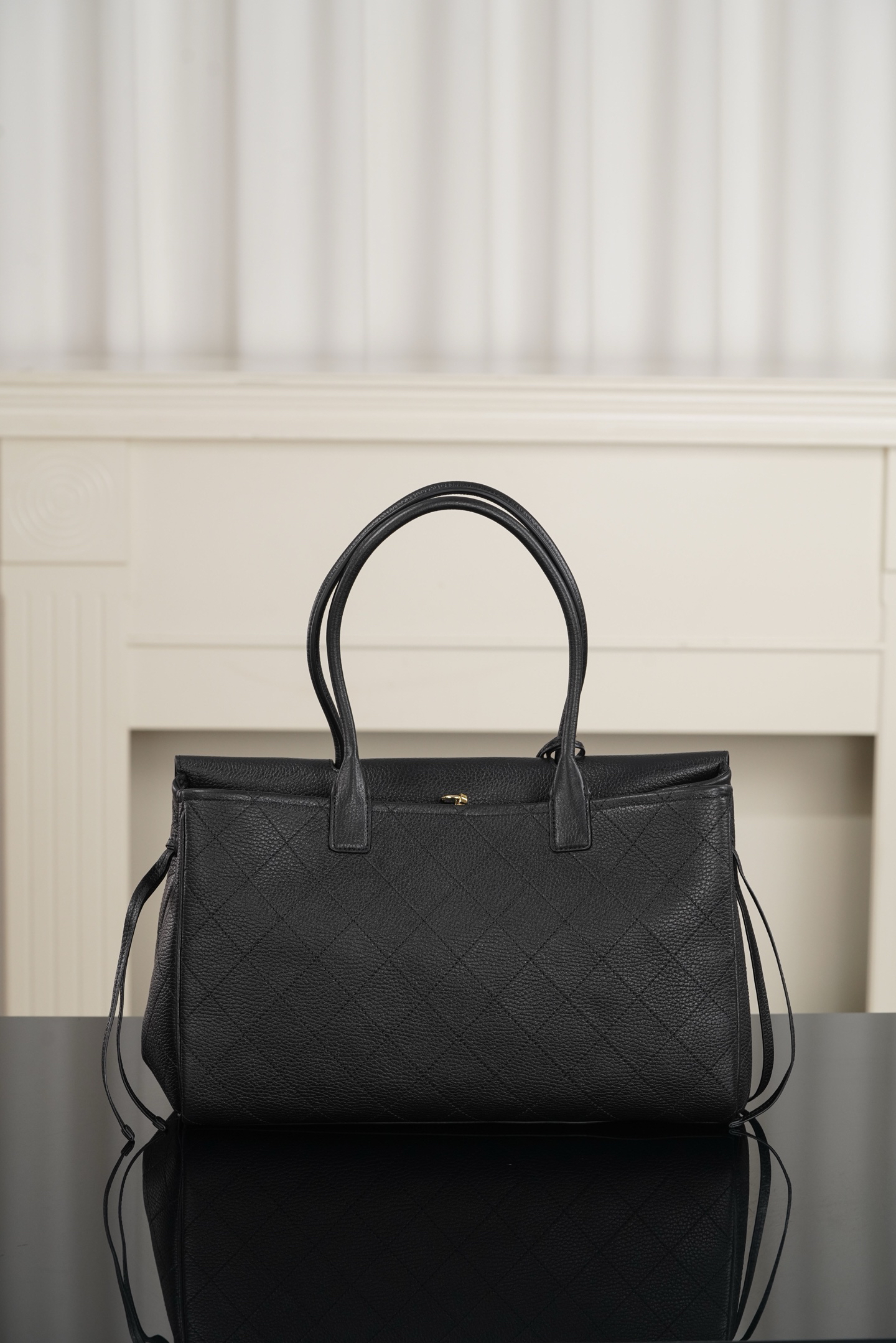 Handbag in Black