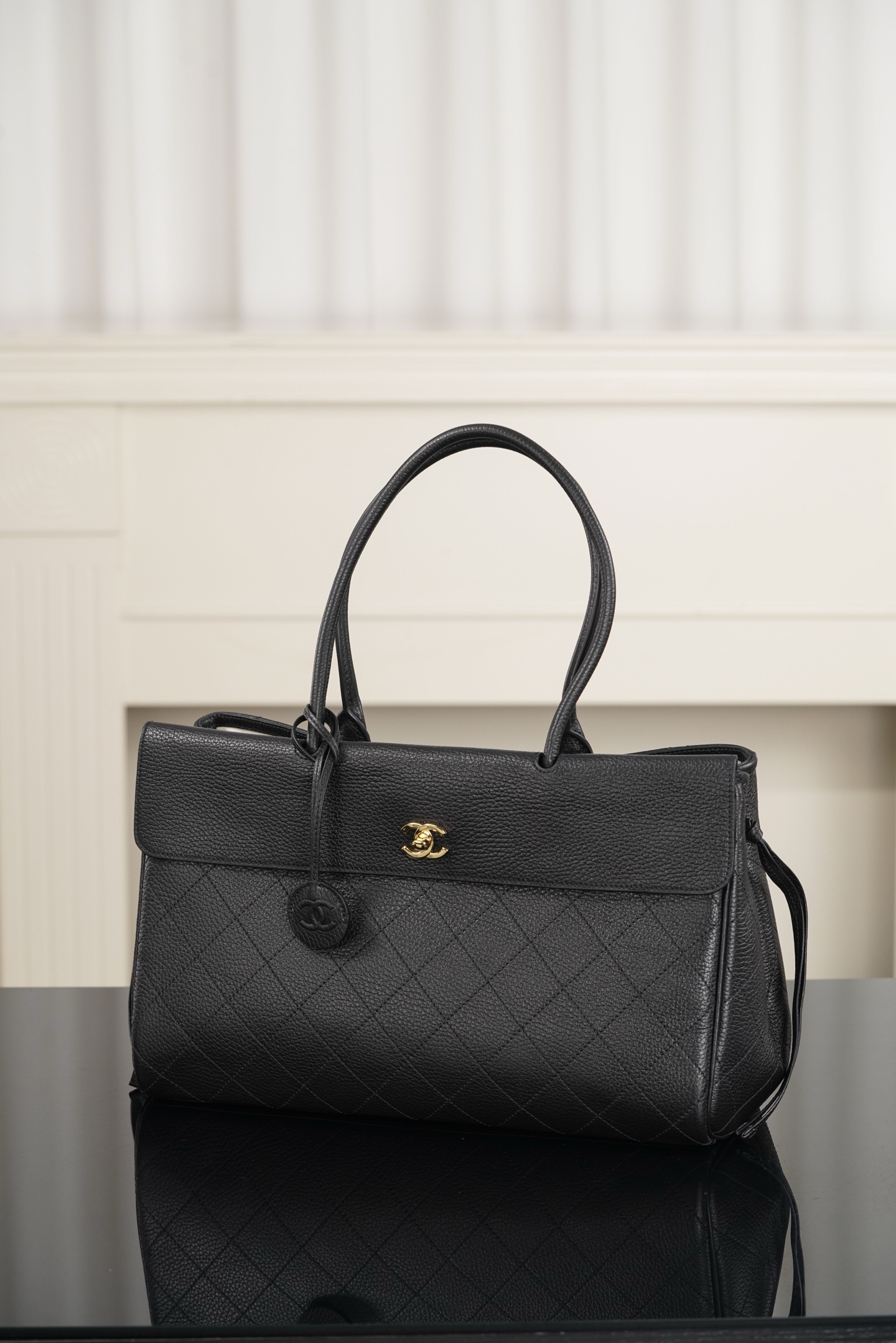 Handbag in Black