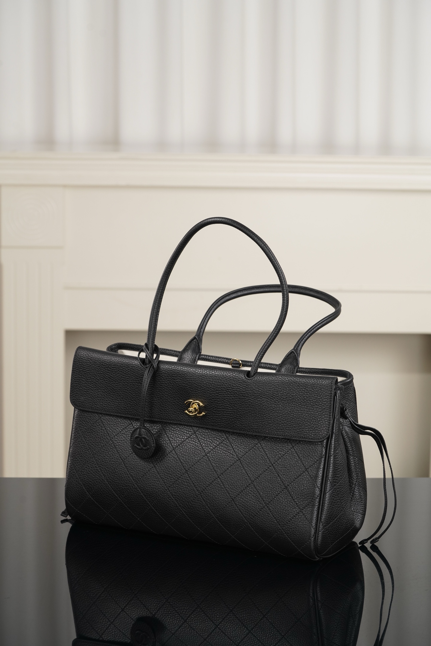 Handbag in Black