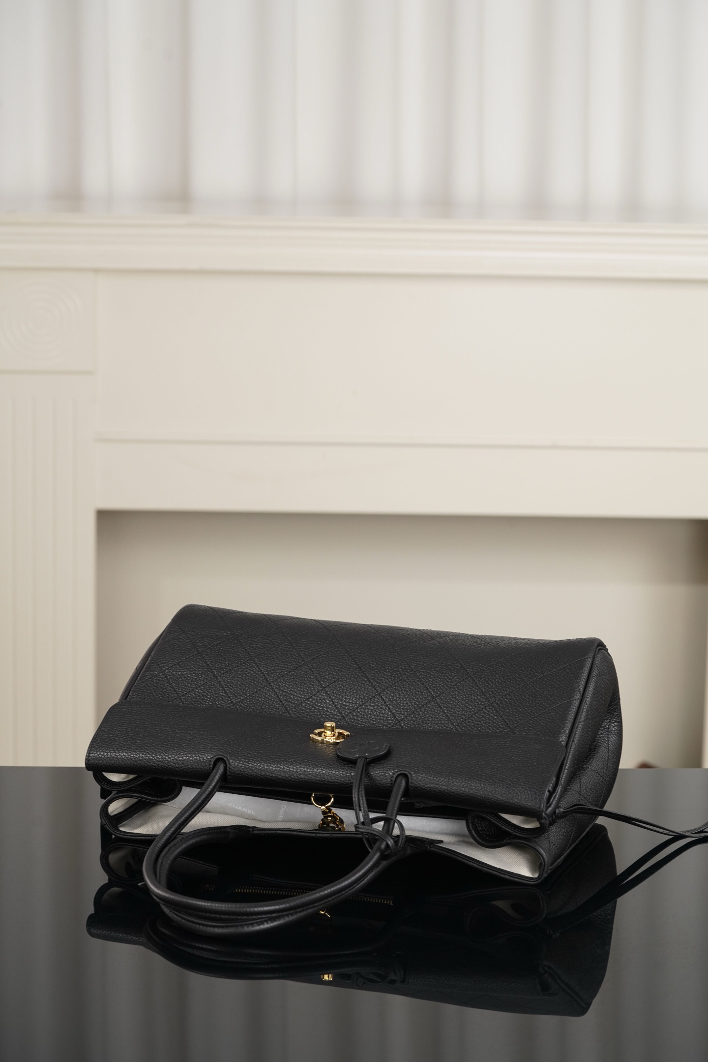 Handbag in Black