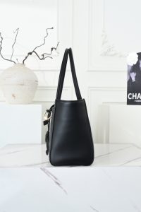 Chanel Tote Bag