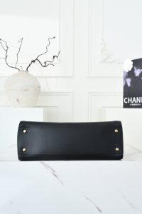 Chanel Tote Bag