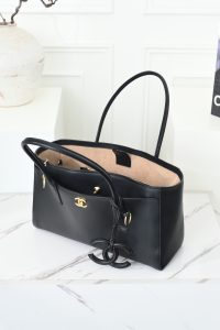 Chanel Tote Bag