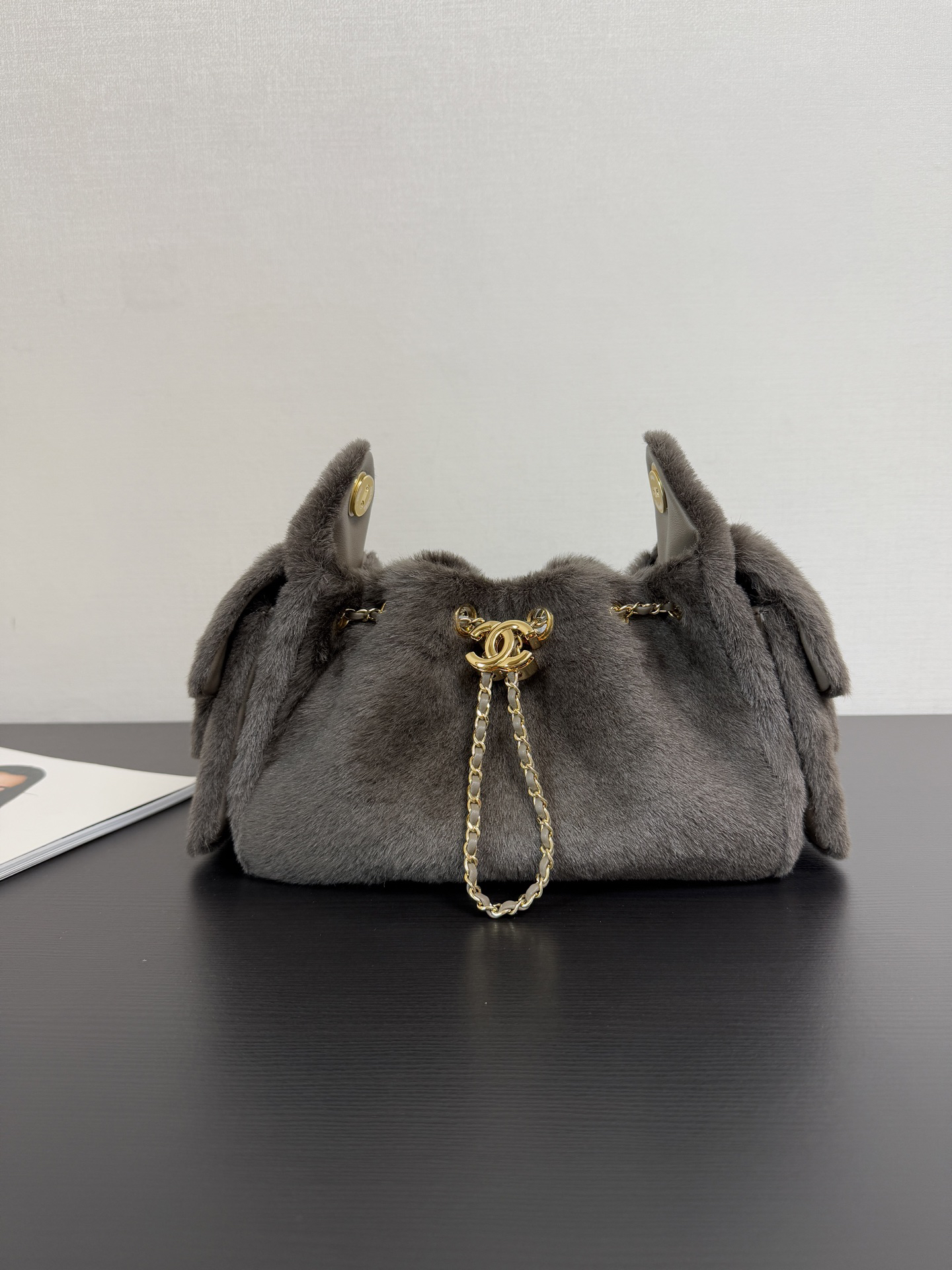 Bag 1228696704