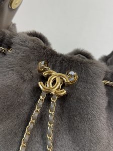 Bag 1228696704