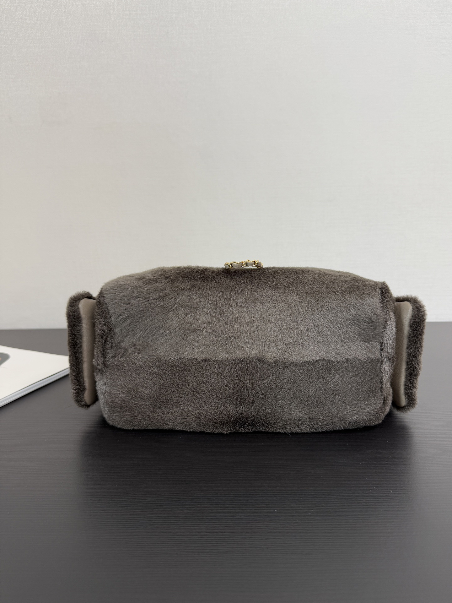 Bag 1228696704