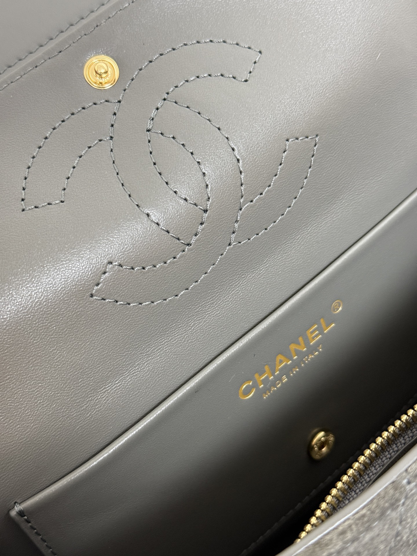 Chanel Shoulder Bag 99614