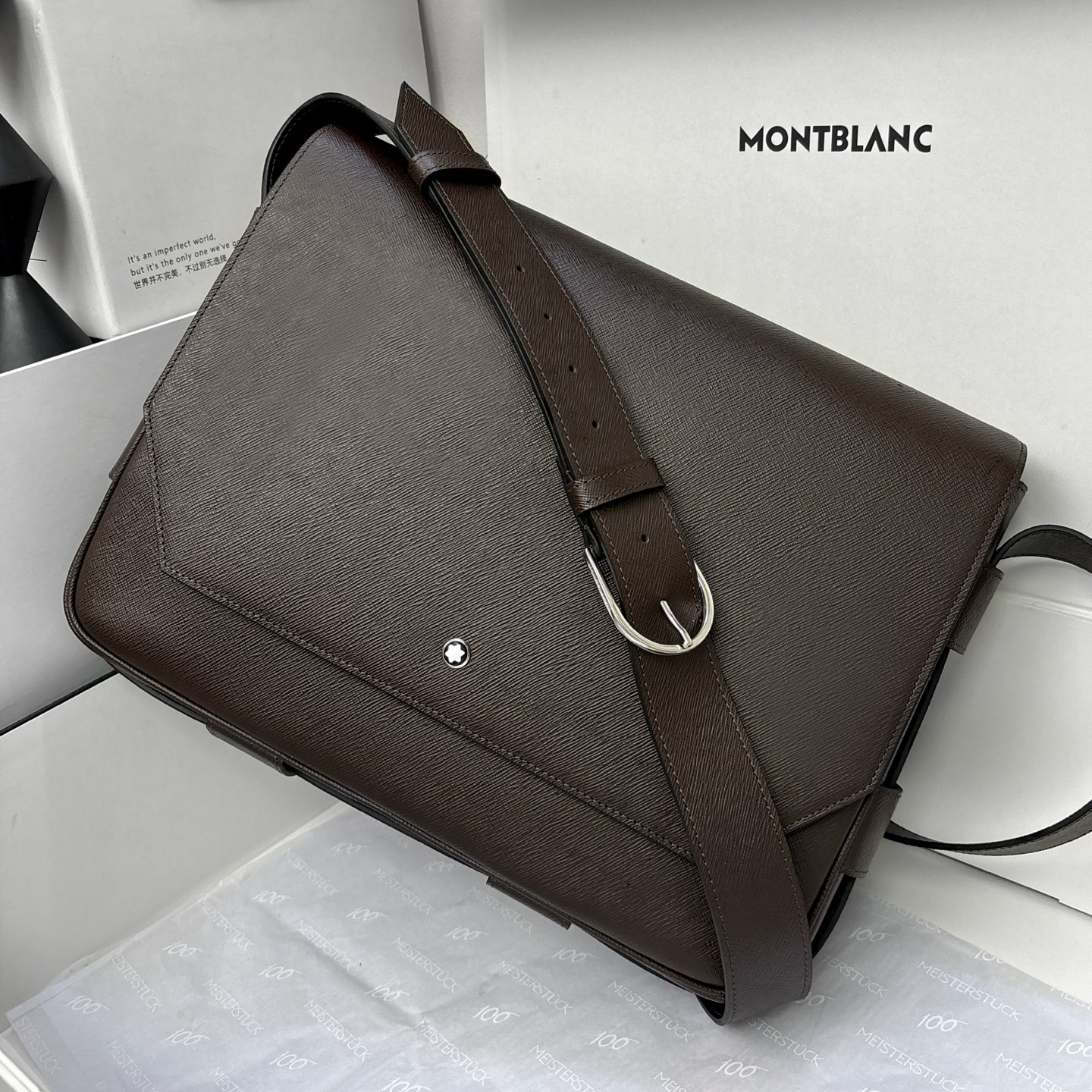 Messenger Bag 222931 in Brown