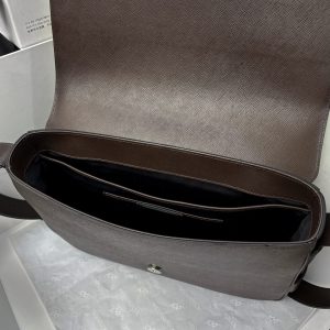 Messenger Bag 222931 in Brown