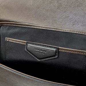 Messenger Bag 222931 in Brown