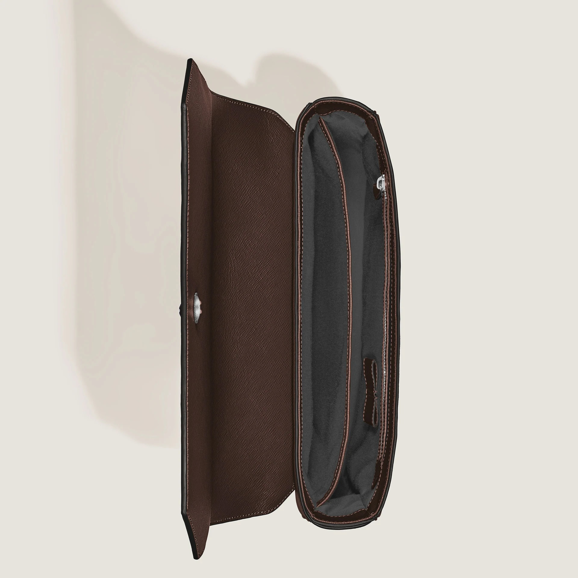 Messenger Bag 222931 in Brown
