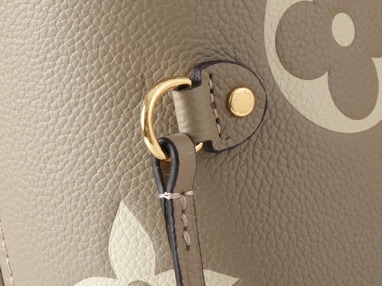 Louis Vuitton Tote Bag M45685 in Grey