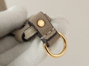 Louis Vuitton Tote Bag M45685 in Grey