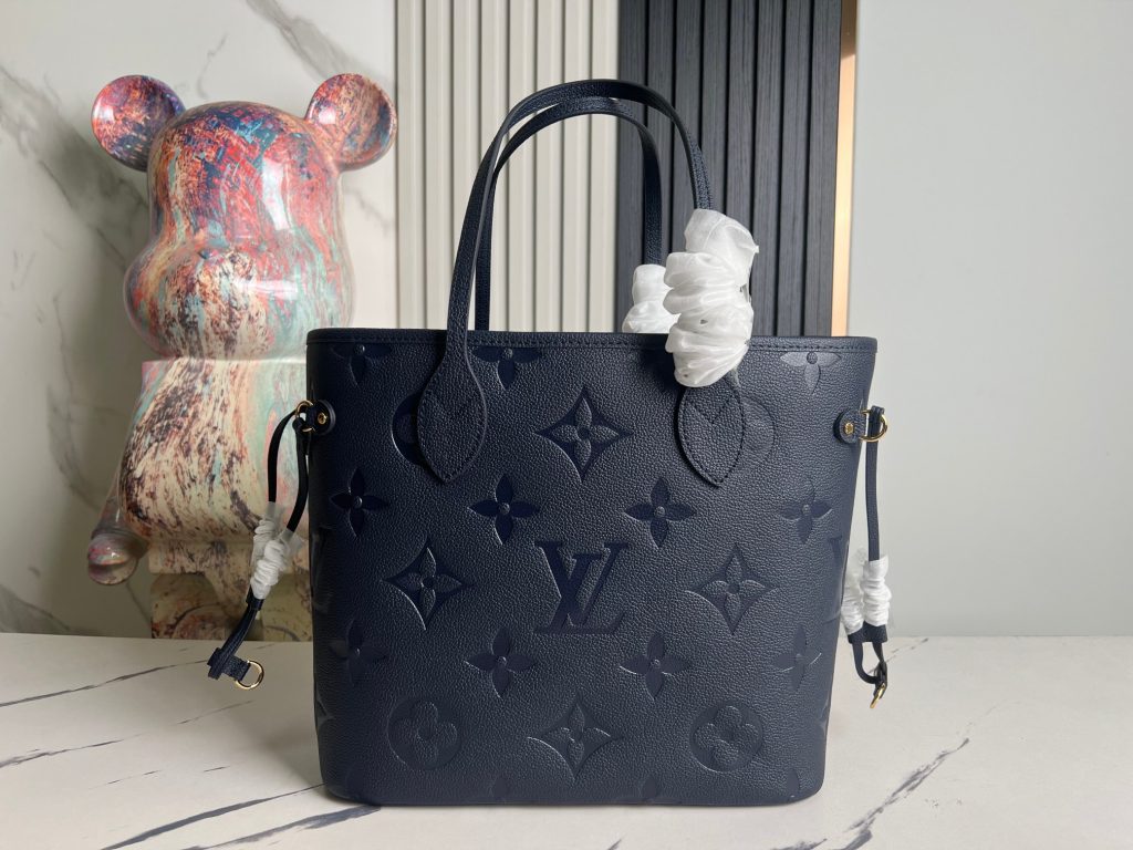 Louis Vuitton Shoulder Bag M47143