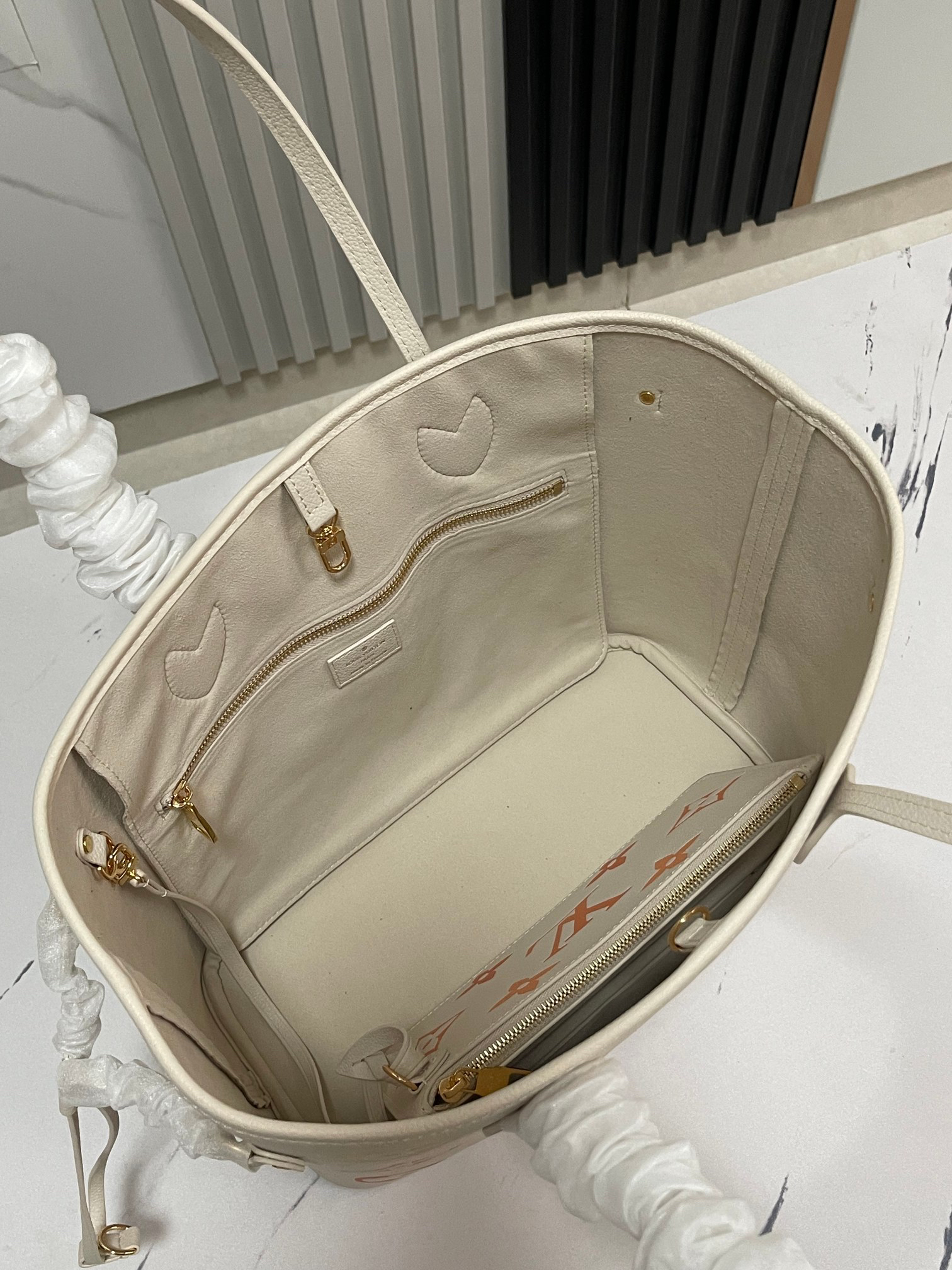 Louis Vuitton Tote Bag M46516