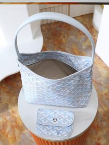 Louis Vuitton Tote Bag 020221