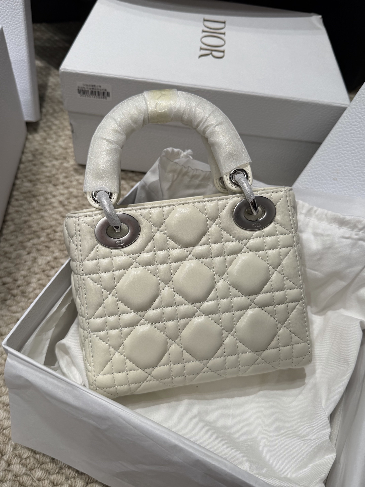 Bag 1228697815