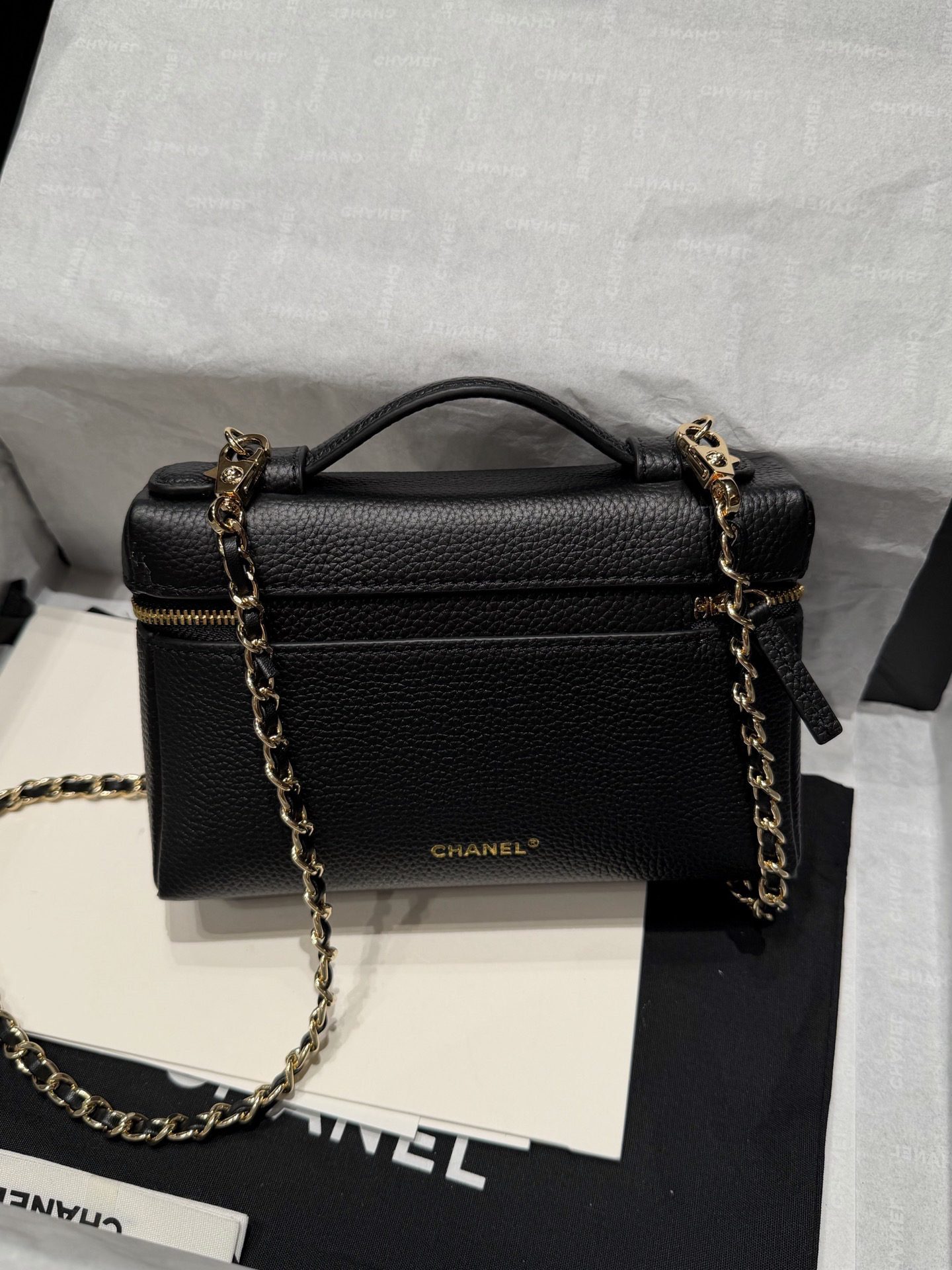 Bag 1228697846